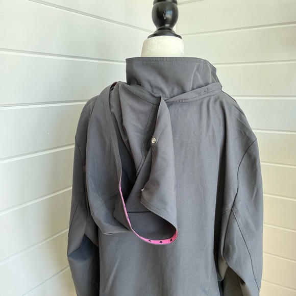 NURSE HeartSoul “Warming”/Scrub Jacket, Size 2XL, like new, detachable hood - Picture 6 of 10